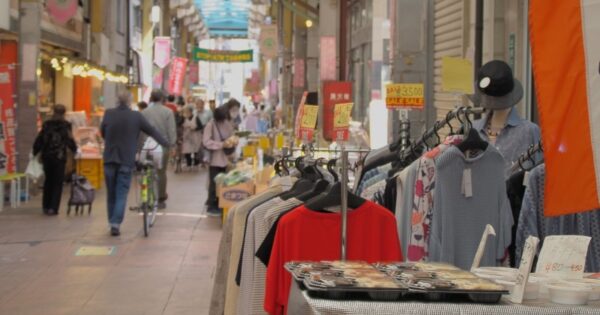 小売店さんの店先風景